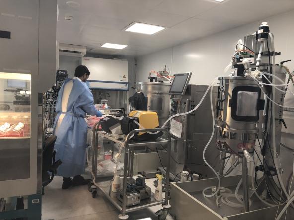 Visite dans les laboratoires de l’AFM-Téléthon