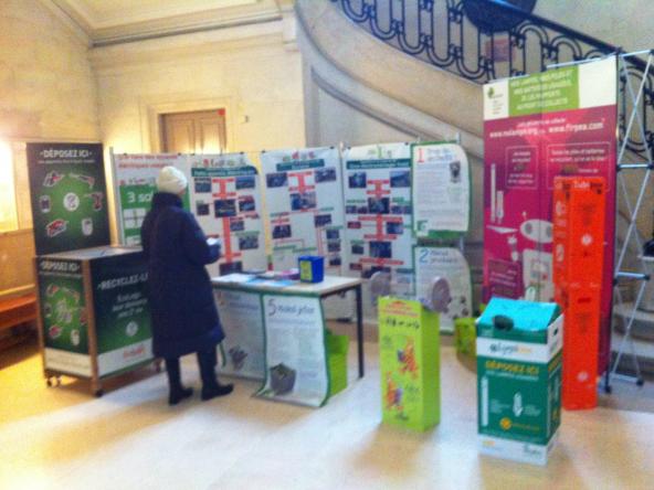 SERD 2013 : Ecologic collecte des DEEE à la mairie du 15ème arrondissement de Paris